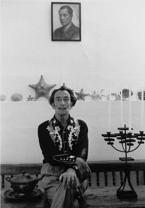 Hoy nacía en 1904 un gran artista español: Salvador Dalí
