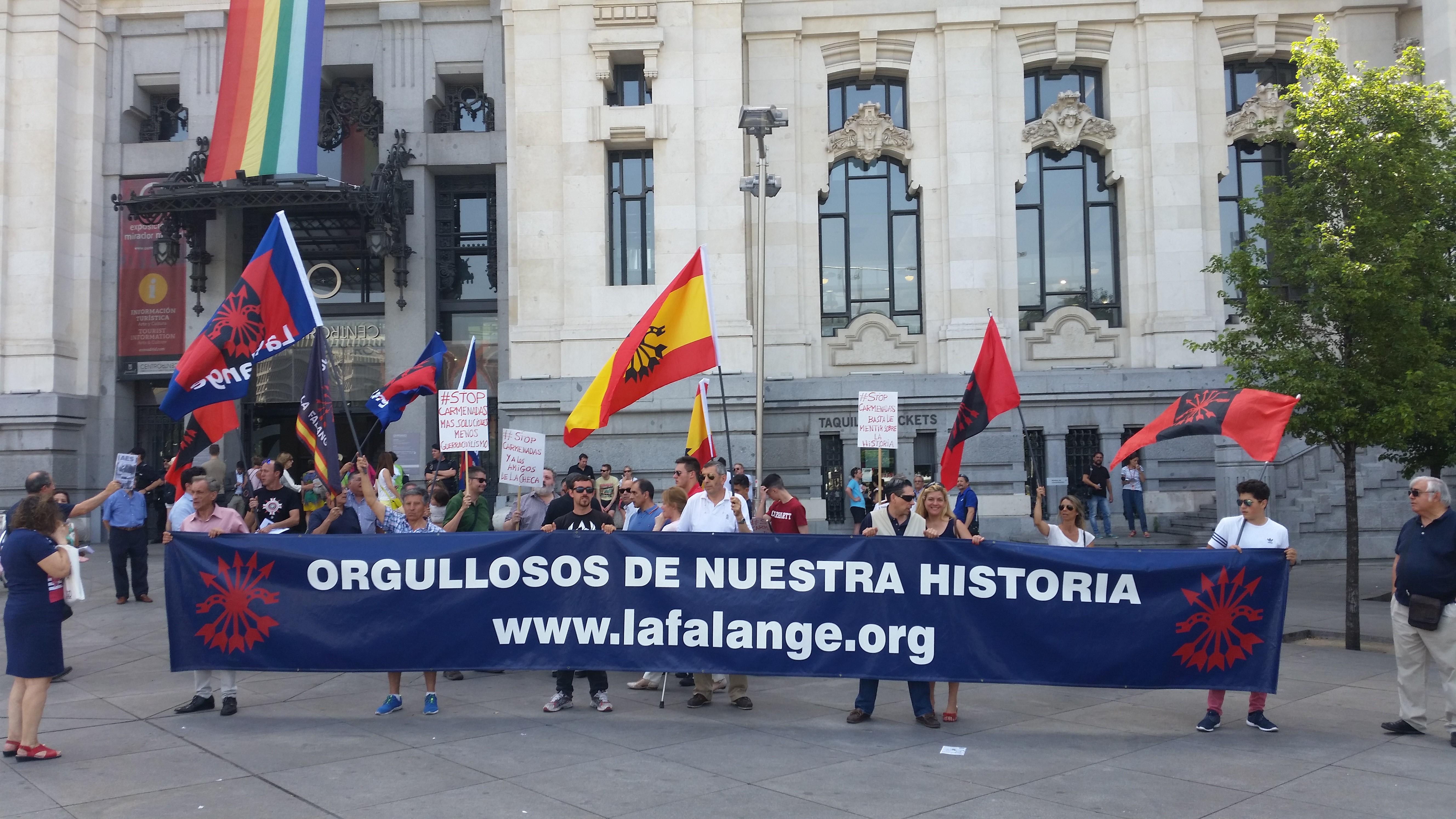 Crónica del acto en Cibeles frente al Ayuntamiento de Madrid