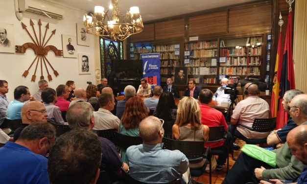 Inicio de nuestros Viernes Culturales con el cruzado Simón de Monfort -vídeo-