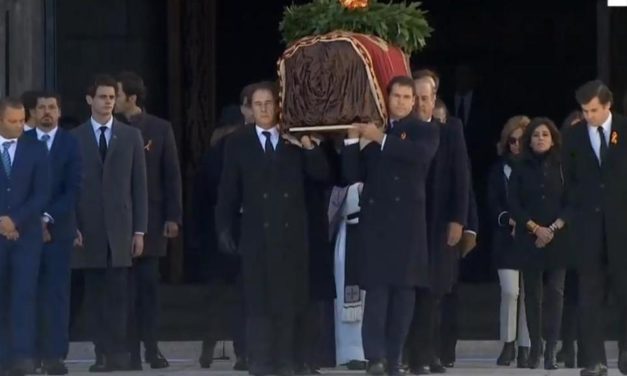 «La exhumación de Franco» por Jesús Muñoz