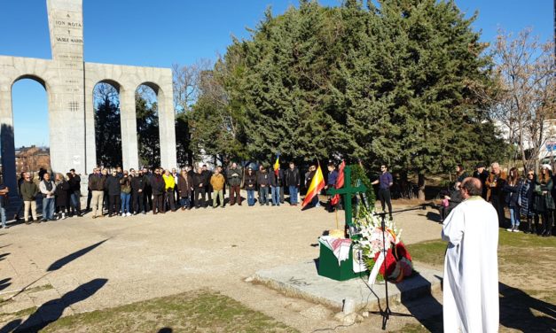 Recordamos a Ion Mota y Vasile Marin en el lugar de su martirio