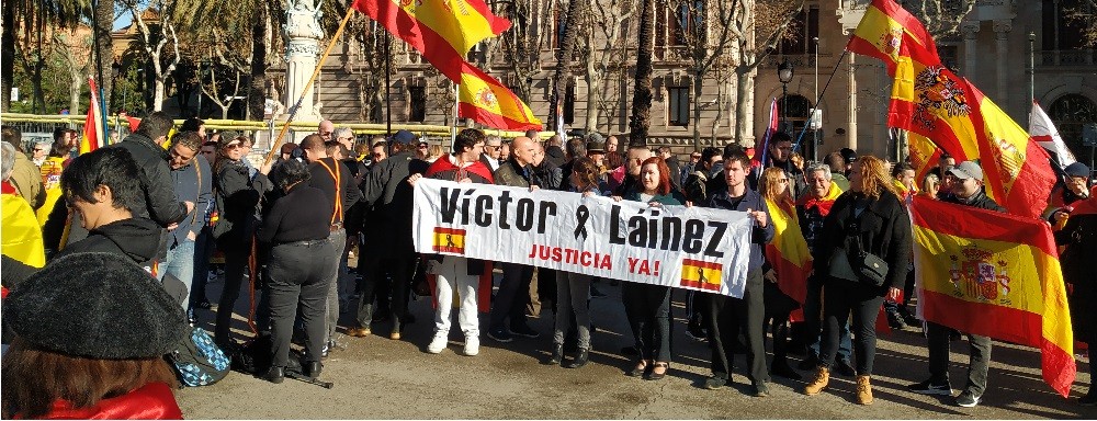 Clamor en Barcelona contra la condena al asesino de Víctor Laínez