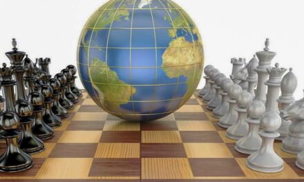 Conferencia de Niko Roa sobre geopolítica actual – Viernes Culturales de la Falange