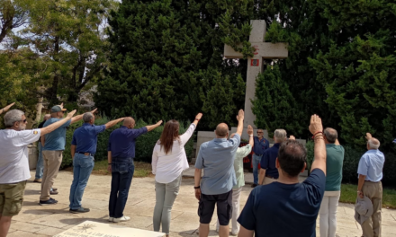 En recuerdo a los Caídos del Cuartel de la Montaña en el Cementerio de La Almudena